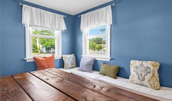 794 Main Ave, Warwick, RI 02886