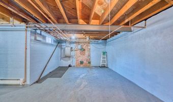 305 Central Ave W, Aurora, MN 55705