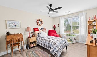 8 Big River Rd, Coventry, RI 02816