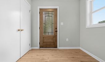 5915 LARPIN Ln, Alexandria, VA 22310