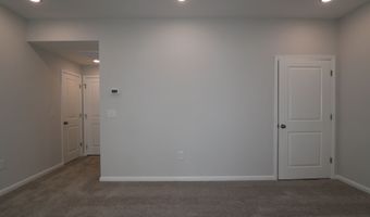 2728 Hunter Woods Dr, Apex, NC 27502