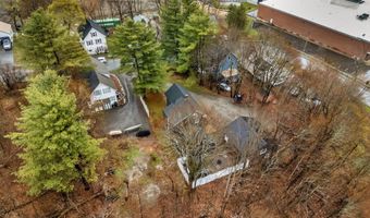 22 Parker St, Bangor, ME 04401