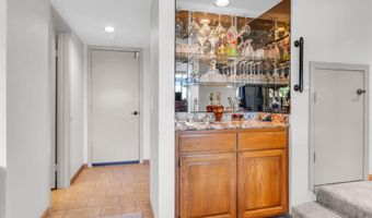 9802 Lyncarol Dr, La Mesa, CA 91941