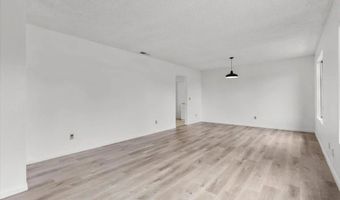 9616 Apple St, Spring Valley, CA 91977