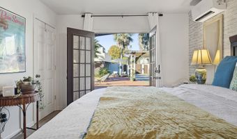 128 Lee St, Biloxi, MS 39530