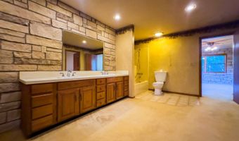 14771 296th Rd, Arkansas City, KS 67005