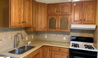 612 Liberty St, Alma, MI 48801