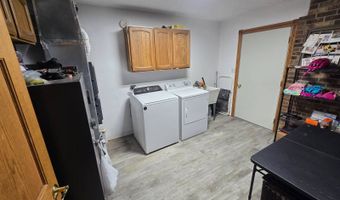 1537 270th St, Argyle, IA 52619