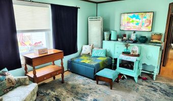 15 E St, Bangor, ME 04401