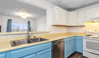 117 John St 54, Lincoln, RI 02865