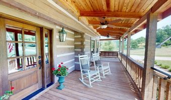 8 Abby Ln, Barboursville, WV 25504