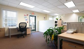 376 Dry Bridge Rd B2, North Kingstown, RI 02852