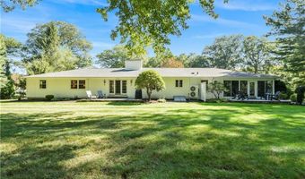 91 Cindyann Dr, East Greenwich, RI 02818