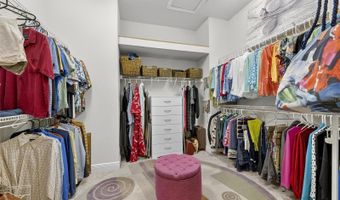 6903 CRESTPOINT Dr, Apollo Beach, FL 33572