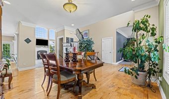 2820 Ashwood Dr, Alliance, OH 44601