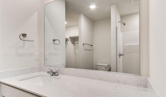 924 S Bear Ln, Mustang, OK 73064