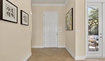 6903 Crestpoint Dr, Apollo Beach, FL 33572