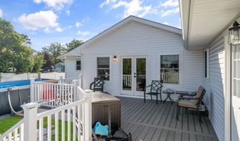 833 Ocean Ave, Beachwood, NJ 08722