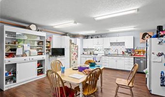 320 7th Ave E, Alexandria, MN 56308