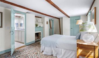 27 William St, Newport, RI 02840