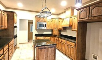 24 Magellan Dr, Hot Springs Village, AR 71909