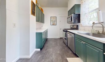 202 W Whittier Ave, Altoona, PA 16602