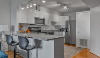 1600 N OAK St 1725, Arlington, VA 22209