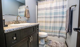 1203 Nano Nagle Ave, Aberdeen, SD 57401