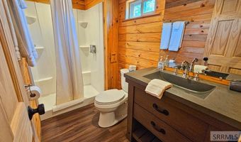 220 S Hwy 93, Challis, ID 83226