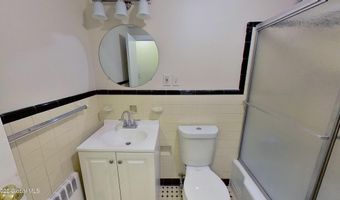 31 Parkwood St Apt 3, Albany, NY 12208