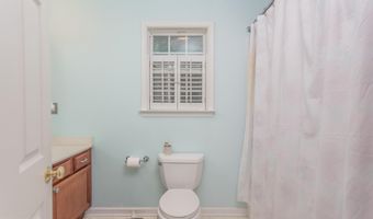 11 COTTONWOOD Dr, Barboursville, VA 22923