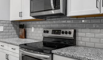 973 Deepwood Ct, Boiling Springs, SC 29316