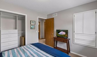 12904 Essex Way, Apple Valley, MN 55124