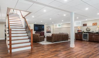 28 Blackstone Dr, Raymond, NH 03077