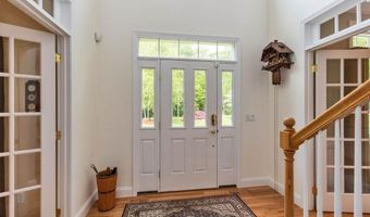 54 Pasture Rd, Auburn, NH 03032