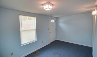 645 Elfgen St, Alton, IL 62002