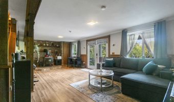 30 Marldon Rd, Danbury, CT 06804
