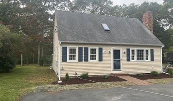 49 Burnham St, Barnstable, MA 02630