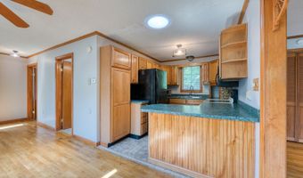 28 Farm Dr, Ashford, CT 06278