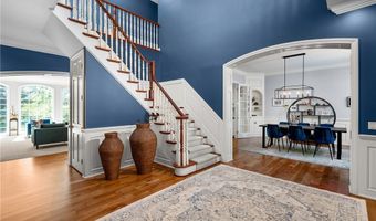 85 Galileo Dr, Amherst, NY 14221