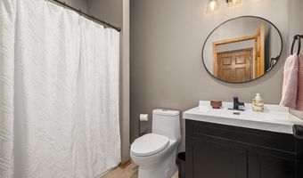 895 Williamsburg Ct, Ashland, OH 44805