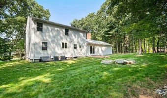 195 Spring Valley Dr, East Greenwich, RI 02818