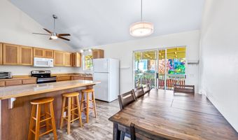 44-3131 MAMANE St A, Honokaa, HI 96727