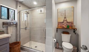 2708 Grove Ave, Carlsbad, CA 92008