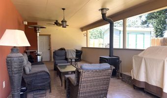 812 S Clowe Ave, Artesia, NM 88210