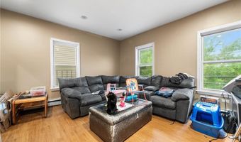 423 Pine St, Central Falls, RI 02863