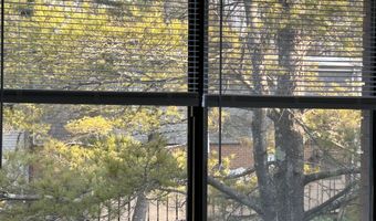 111 Sutton Pl 111, Bloomfield, CT 06002