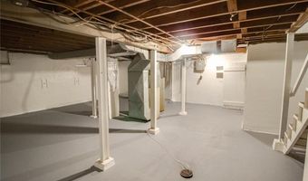 300 Brentwood Blvd, Alton, IL 62002