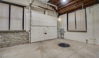 309 Wall St, Alton, IL 62002