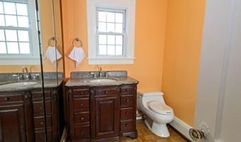 105 Penn Ave, Andover, NJ 07801